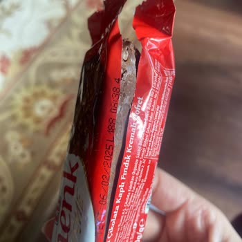 Çikolata Üzerinde Küf Ve Maya Sorunu