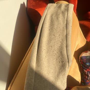 Hızla Deforme Olan Kaban Ve Yetersiz İletişim