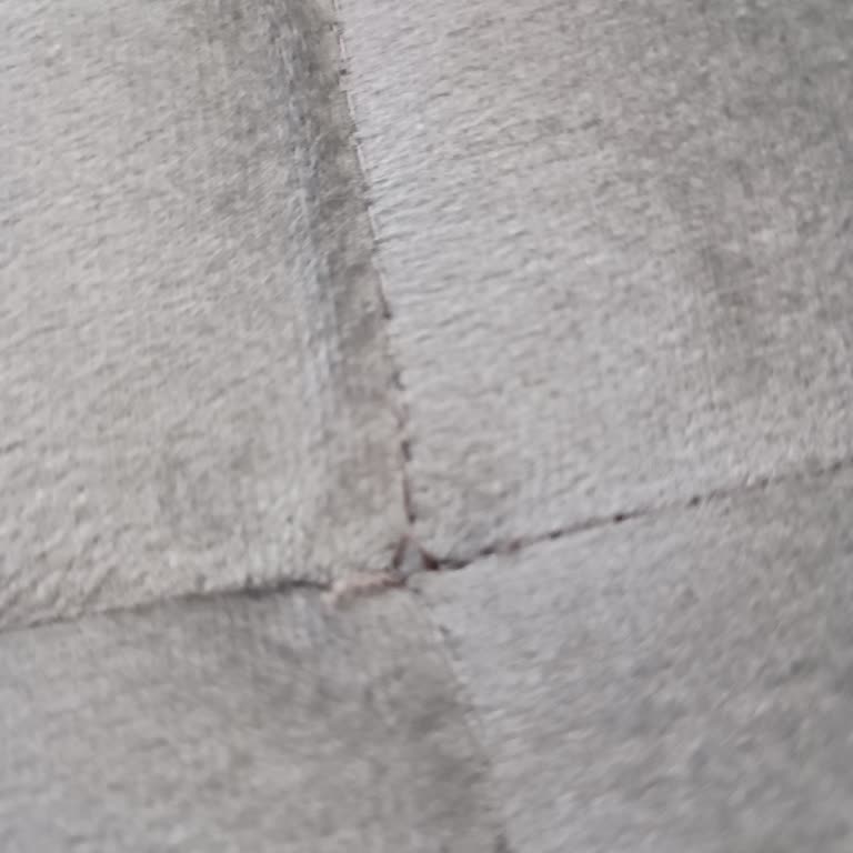 Muratoğlu Mağazasından Alınan Çekyatlarda Dikiş Problemi Ve Yetersiz Müşteri Hizmeti