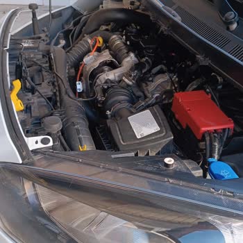 Ford Tourneo Courier'de Eksik Motor Üst Kapağı Hayal Kırıklığı