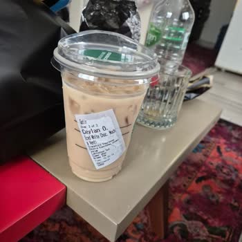 Kahve Yerine Su: Starbucks Sipariş Sorunu
