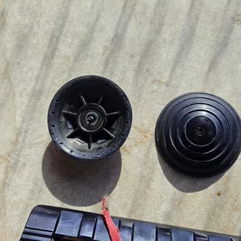 Dyson Süpürge Başlığı Çürüdü, Yedek Parça Yok, Kullanım İmkansız