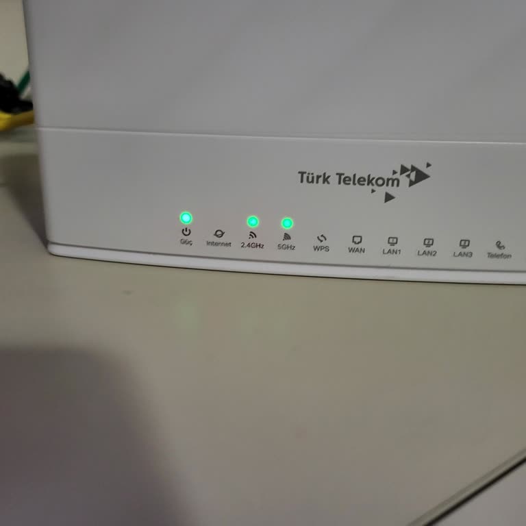 Tutarsız Bilgilendirme Ve Çözülemeyen İnternet Sorunu