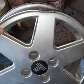 Yol Üzerindeki Tehlikeli Çukur Sorunu