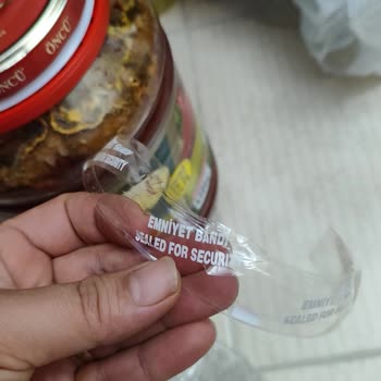 Küflü Salça Ve Yetersiz Müşteri Hizmeti