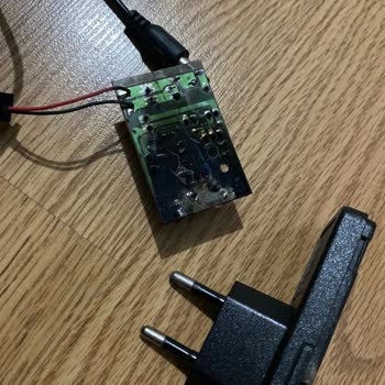 Patlayan Şerit LED Korku Dolu Anlar Yaşattı