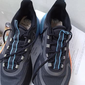 Adidas Ayakkabıda Erken Çökme Ve Yırtılma Sorunu