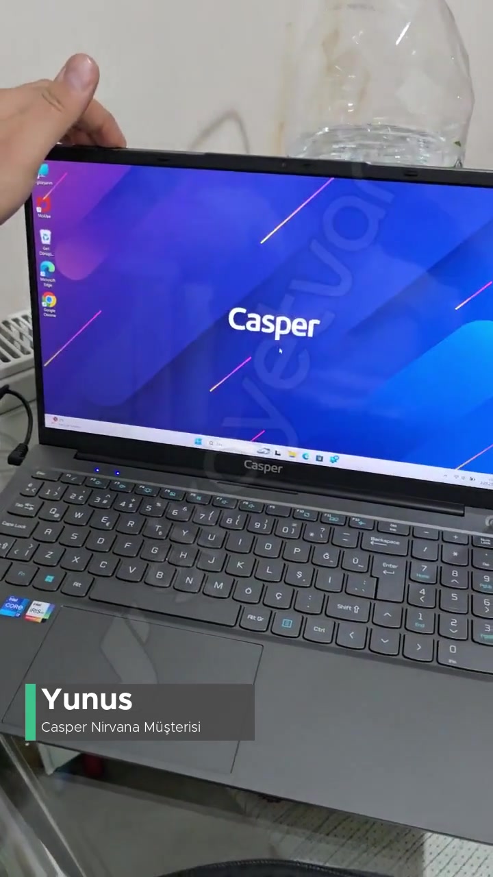Casper Laptop Ekranı Gelip Gidiyor videonun kapak resmi