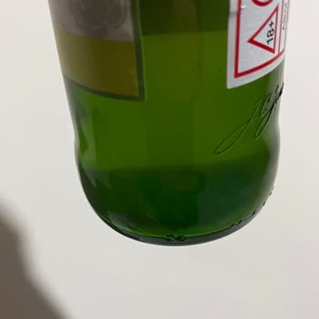 Yılbaşı Keyfini Kaçıran Küflü Carlsberg