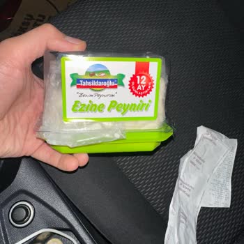 Bozuk Peynir Ve Yılbaşı Hazırlığında Yaşanan Hayal Kırıklığı