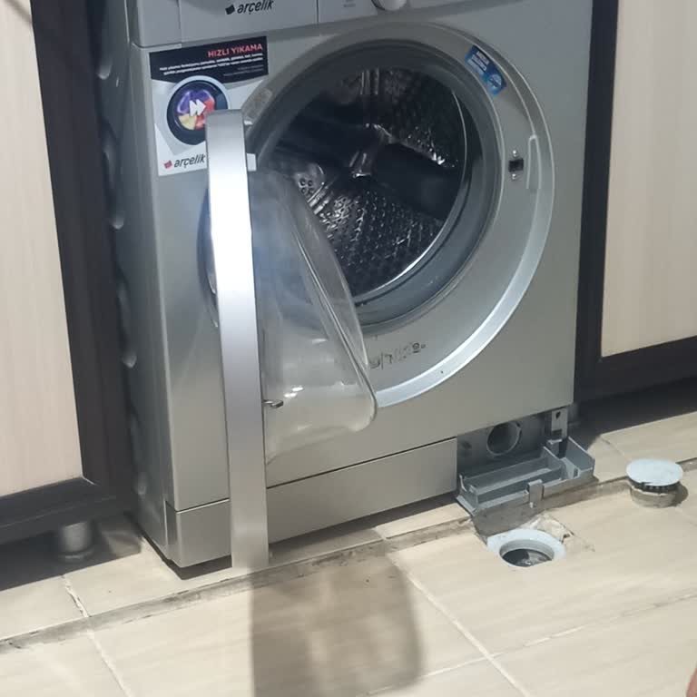 Çamaşır Makinesinden Dumanlar Yükseliyor: Yangın Tehlikesi