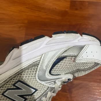 New Balance Ayakkabıda Erken Aşınma Sorunu