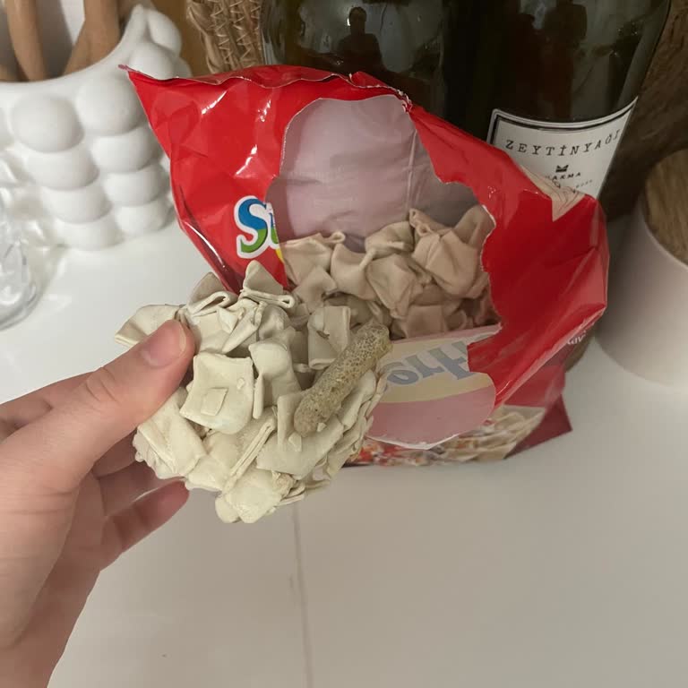 Mantının İçinden Çıkan Şaşırtıcı Yabancı Madde