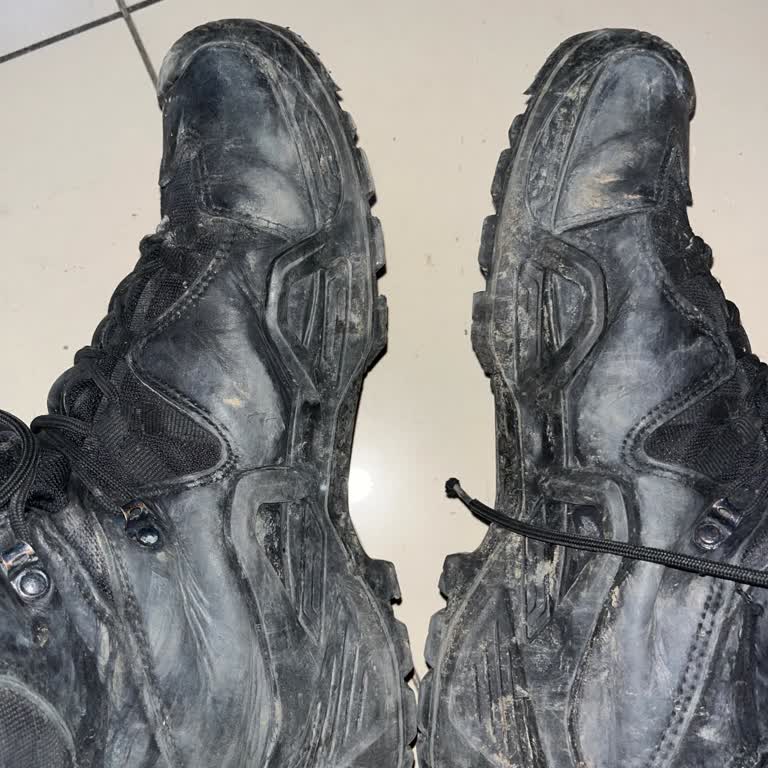 YDS Boots Su Geçirmez Özelliği Olmayan Bot Ve İletişim Sorunu!