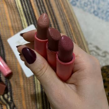 Beaulis Rujların Kalitesizliği Ve Kötü Kokusu