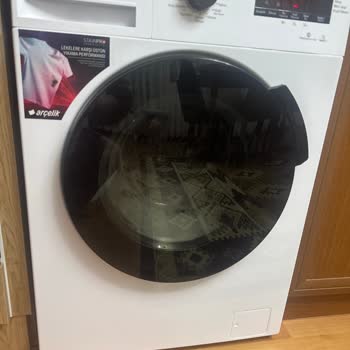 Arçelik Çamaşır Makinesi Su Akıtıyor Ve Lekeli Yıkıyor