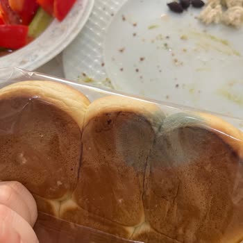 Küflü Ekmek Ve Böcekli Mandalina: Getir Market'te Çözüm Eksikliği