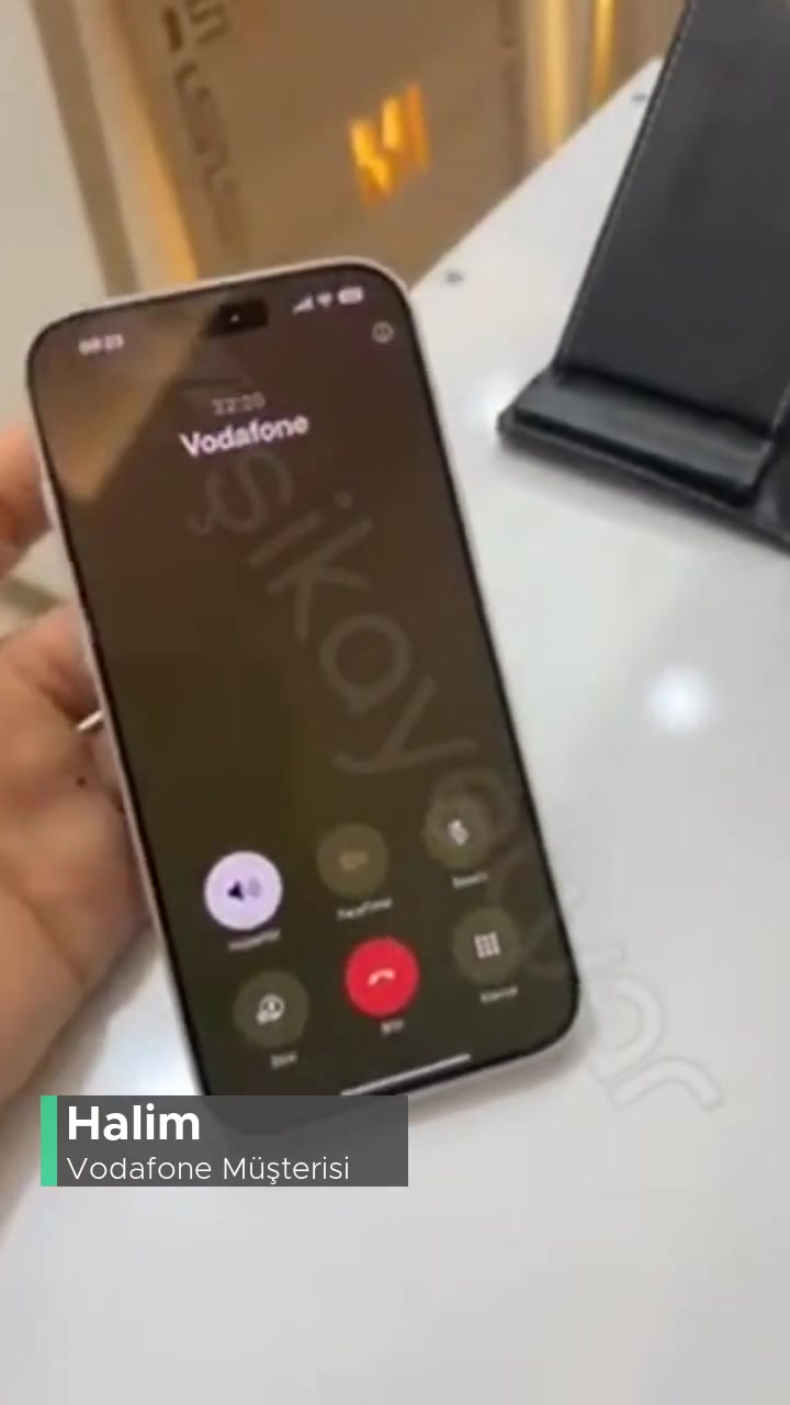 Müşteri Hizmetleri Vodafone Yarım Saati Geçti Ve Hala Bekletiliyorum! videonun kapak resmi