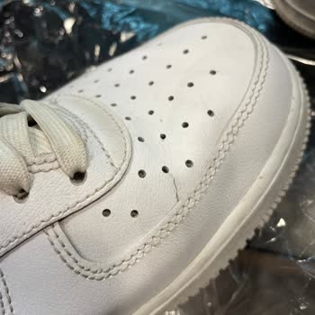 Garanti Reddi: Air Force Ayakkabıda Erken Yıpranma Sorunu