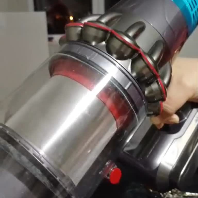 Dyson Süpürge İlk Günden Hayal Kırıklığı