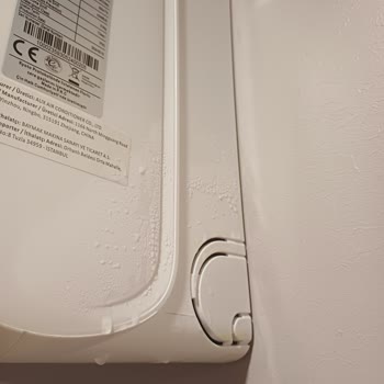 Baymak Eksik Montaj Nedeniyle Yağmur Suyu Sorunu