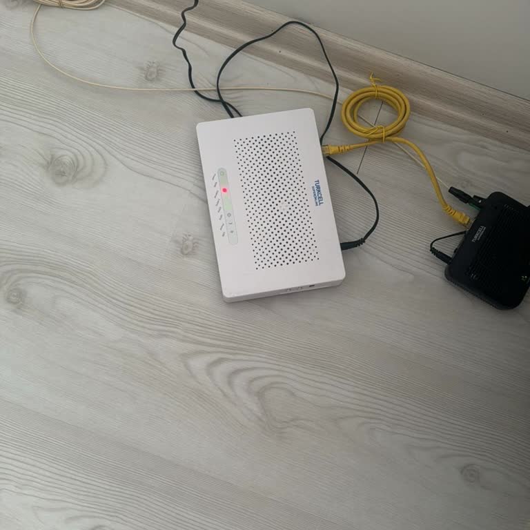 Uzun Süreli İnternet Kesintisi Ve Yetersiz Müşteri Hizmetleri
