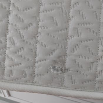 Çilek Mobilya'dan Aldığımız Yatak Yırtık Çıktı