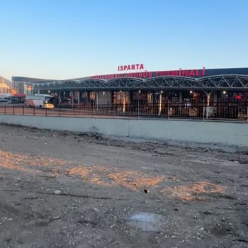 Unutulan Yolcu Ve Saygısız Muavinler