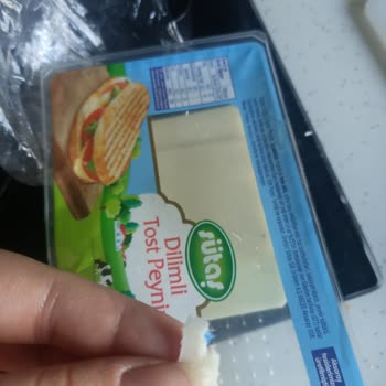 Sütaş Peynirde Mavi Plastik Şoku