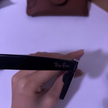 Rayban Gözlük Çerçevesinde Solma Ve Müşteri Hizmetleri Sorunu