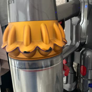 Dyson V15 Submarine Model Süpürgemde Kalite Sorunları