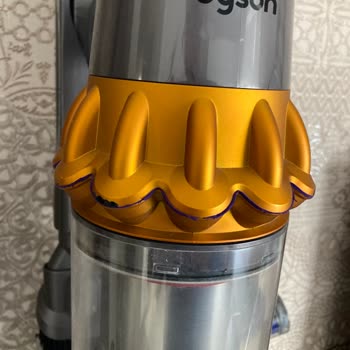 Dyson V15 Submarine Model Süpürgemde Kalite Sorunları