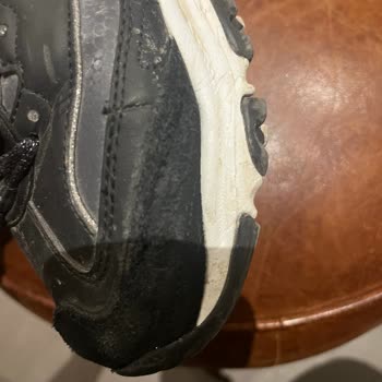 Skechers Ayakkabının Kısa Sürede Yıpranması