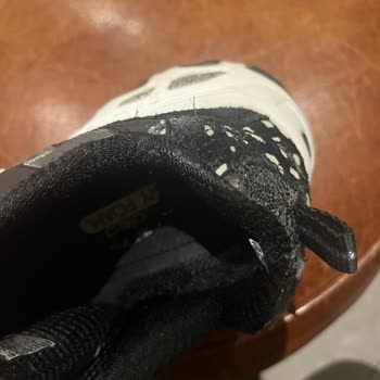 Skechers Ayakkabının Kısa Sürede Yıpranması