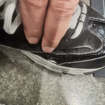 Skechers Ayakkabıda Kalite Sorunu Ve Mağaza İlgisizliği