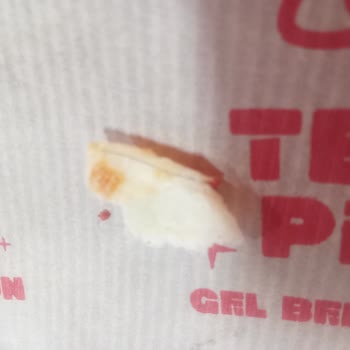 Hijyen Sorunu: Pizzada Kıl Çıkması