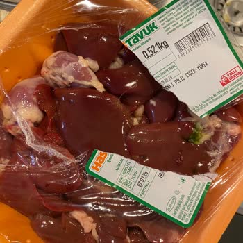 Bozuk Ciğerler Ve Donuk Tavuklarla Karşılaştım