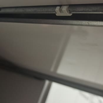 Mutfak Çekmecesi Sorunu: Kırılan Plastik Parça