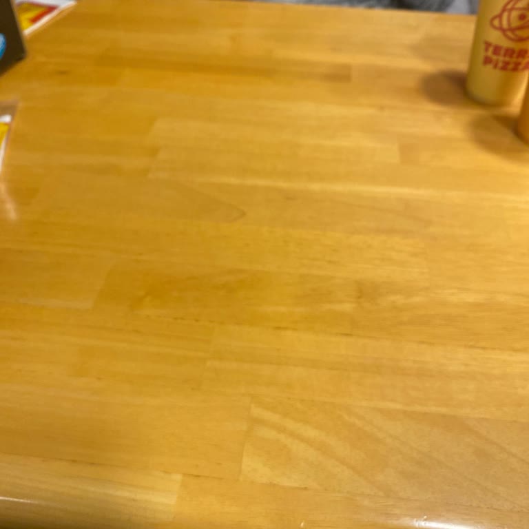 İlgisiz Hizmet Ve Geciken Sipariş