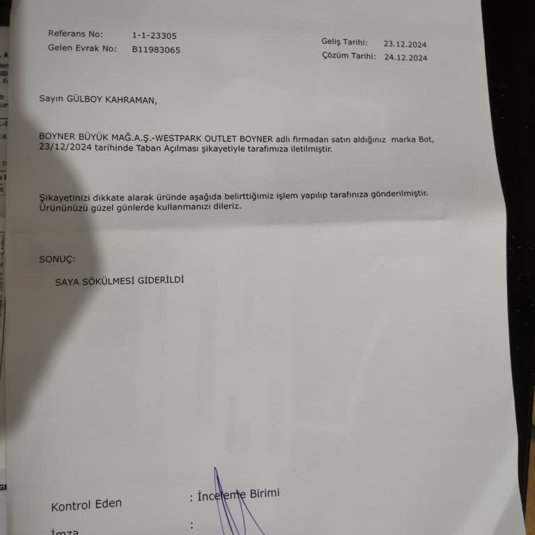 Botun Dikişleri Atıyor Ve Çatlaklar Oluşuyor