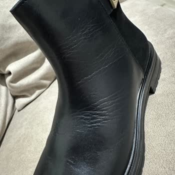 Kullanılmış Ürün Ve İlgisiz Müşteri Hizmetleri Sorunu