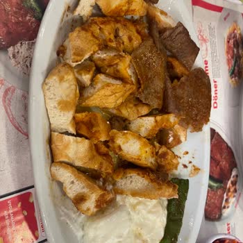 Baydöner Rize Şimal AVM'de Hayal Kırıklığı: Soğuk Yemek Ve Kalitesiz Servis