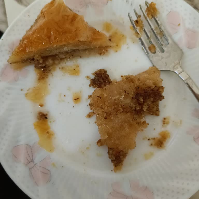 Bayat Ve Kötü Kokulu Ürünler Hakkında Şikayet