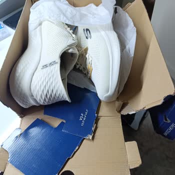 Sporjinal Skechers Ayakkabı Şikayeti!