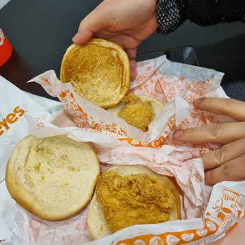 Popeyes'ten Gelen Boş Burgerler: Hakaret Mi, Hata Mı?