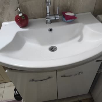 Koçtaş Ve Cerastyle'ın Çözümsüzlüğü: Banyo Dolabı Krizi