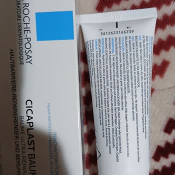 La Roche-Posay Cicaplast Baume B5 Ürününün Orijinalliği Hakkında Şüphe
