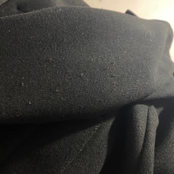 Zara Kabanlar Hızla Tüyleniyor!