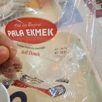 Tosya Onur Park Plus Tarihi Geçmiş Ekmek Satıyorlar!