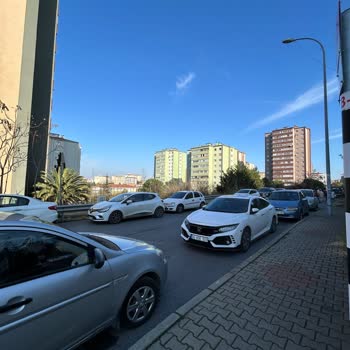 Otobüs Duraklarının Kaldırılması: Halkın Mağduriyeti Ve İlgisizlik